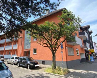 Stilvolle, gepflegte 1-Raum-Hochparterre-Wohnung mit Balkon und EBK