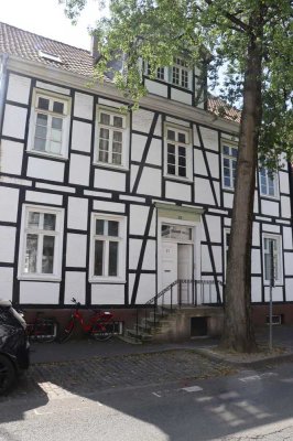 Erstbezug: 3ZKBB- hochw. sanier. Fachwerkhaus innerhalb der Wälle mit EBK in Soest