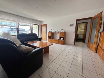 Helle 2,5-Zimmer-Wohnung mit Balkon und EBK in Faurndau