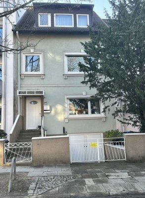 VON PRIVAT AN PRIVATE
OHNE MAKLER
Tieloh 83, 
22307 Hamburg
