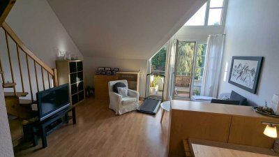 Helle 2-Zimmer Wohnung mit Balkon, EBK & Garage