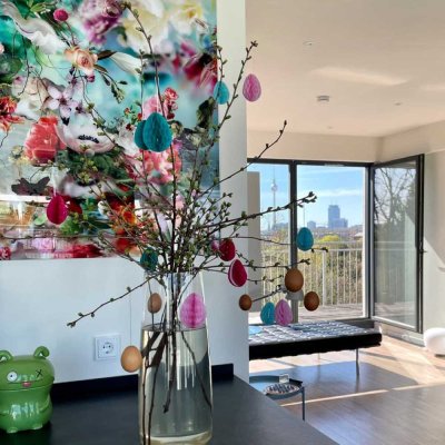 Luxus-Penthouse mit Dachterrasse, Blick ins Grüne & Stadtpanorama, zentral & ruhig