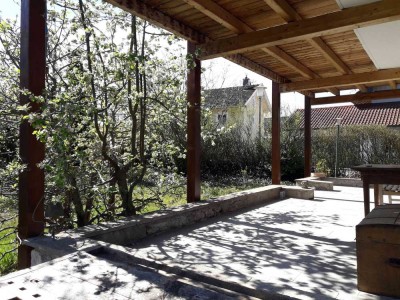 Schöne 2-Zimmer-EG-Wohnung mit Garten, Terrasse und Einbauküche in Kirchanschöring