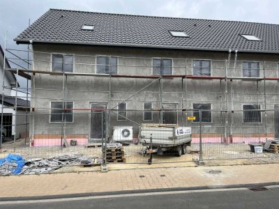 Familienfreundliches Reihenendhaus in Meckenheim mit Carport