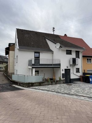 Charmante 3,5-Zimmer Maisonette in Baden-Baden Haueneberstein, frisch saniert
