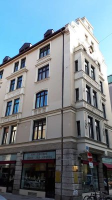 Helle 4-Zimmer Altbauwohnung im 2. OG in München Altstadt