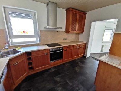 Großzügige Wohnung in gefragter Wohnlage im schönen Rosbach