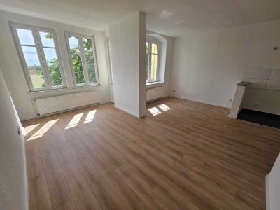 Frisch renovierte 2- Zimmerwohnung nahe der Universitätsklinik Magdeburg | Bad mit Dusche
