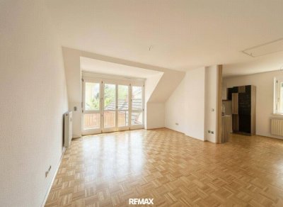 Charmante Wohnung in Peggau: Balkon, Gemeinschaftsgarten &amp; Carport inklusive