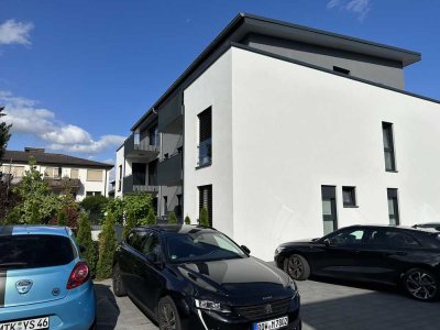 Erstbezug nach Sanierung mit Einbauküche und Balkon: attraktive 5,5-Zimmer-Wohnung in Eschborn