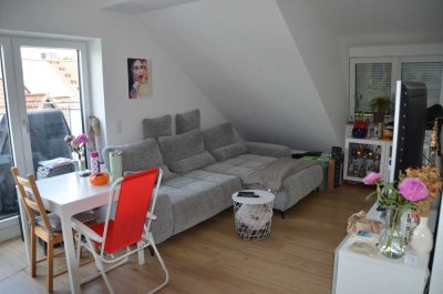 Exklusive 2-Zimmer-Dachgeschosswohnung mit vielen Extras
