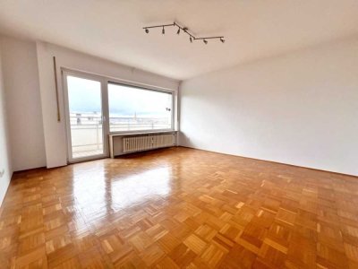 Zentrumsnah und ruhig ... 
2 Zimmer- City- Wohnung mit Balkon ...