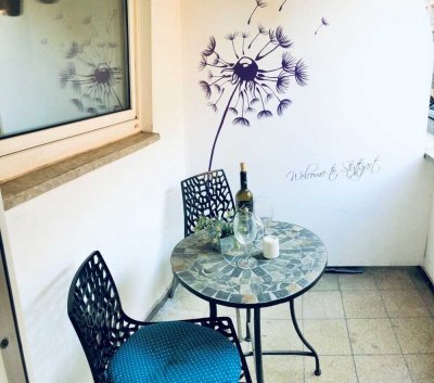 Renoviertes, vollmöbliertes Apartment mit Loggia & EBK im Heusteigviertel - Tandem Garage optional