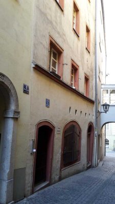 Schöne, gepflegte 3-Zimmer-Wohnung in der Regensburger Altstadt