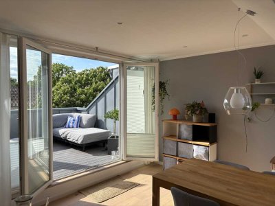 Lichtdurchflutete 3-Zimmer-Dachgeschosswohnung mit großer West-Loggia in ruhiger Lage von Bothfeld