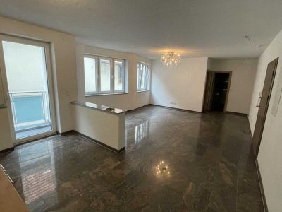 Moderne 2-Zimmer-Wohnung mit Balkon im Zentrum von Worms