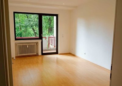Von Privat: Großzügige Maisionett-Wohnung mit eigenem Hauseingang und Garten