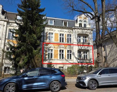 **Bestlage Lichterfelde-West! Klassische 4-Zi-Altbauwohnung/Beletage, Stuck, Dielen, hohe Decken**