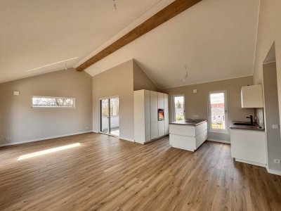 Lichtdurchfluteter Neubau mit Loggia & Terrasse,  Stellplatz, Wallbox & Smart Home