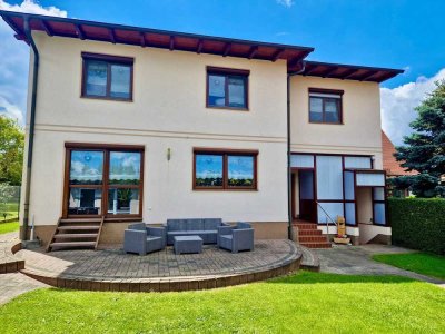 Idyllischer Familientraum mit gehobenem Komfort- einziehen und wohlfühlen!