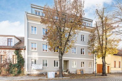 Altbaucharakter! Neubau mit ca. 121 m² Wohnfläche mit großem Balkon in der Teltower Altstadt