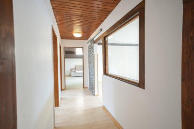 STANS - ZENTRAL BEGEHBARE 4,5 ZIMMERWOHNUNG MIT BALKON UND GARTEN