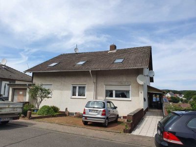 3 Zimmer Wohnung, Dachgeschoss zu vermieten in Steinbach