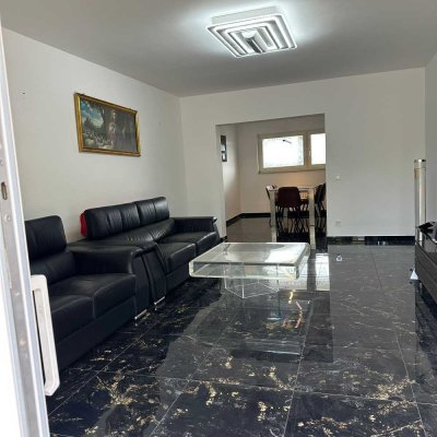 Penthouse Feeling im Zentrum Duisburg - Möblierte 3,5-Zimmer -Wohnung