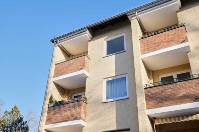 "Sonnige, freie 46 m² Wohnung mit Westbalkon und Einbauküche in Nikolassee, bezugsfertig"