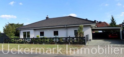 Perfekt für Ihr Familienleben - EFH und Grundstück in der Perle der Uckermark
