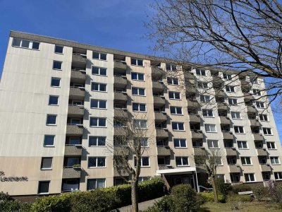 2 Zimmer-Wohnung hoch über Neumünster