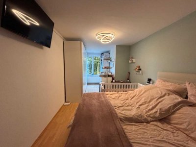 Lichtdurchflutete 2,5 Zimmer Wohnung mit Garten  zu vermieten!