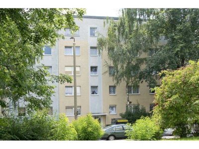 5 Zimmer mit Wohnküche und 2 Balkonen