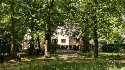 Großes Grundstück & ruhige Lage – Familienhaus mit Potenzial