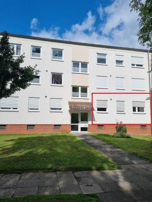 Reserviert! Helle 3 Zimmer-Mietwohnung in ruhiger Wohnlage mit EBK und Balkon in Holzminden