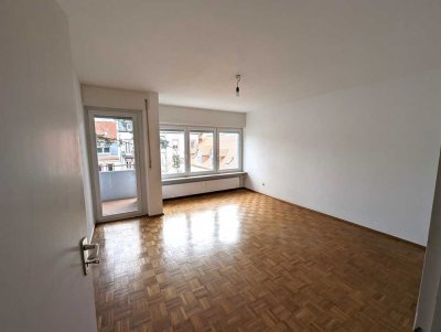 Ideal für Eigennutzer und Kapitalanleger- 2-Zimmerwohnung in zentraler Lage von Durlach