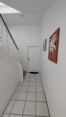 Helle 2-Zimmer-Wohnung im Erdgeschoss – renoviert & ruhig gelegen