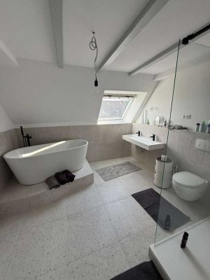 Gehobene 4-Zimmer-Dachgeschosswohnung in Wolfsburg mit Kamin und hochwertiger Ausstattung!