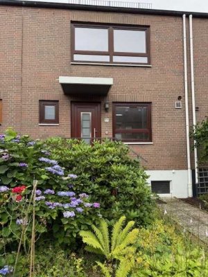 Umfangreich modernisiertes Reihenmittelhaus in Bremen-Osterholz