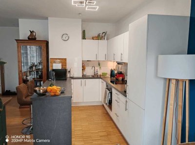 Bad Kreuznach-Süd; schöne 3-Zimmer-DG-Wohnung: Wohnen wo der Blick am Schönsten ist!