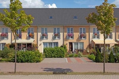 Einfamilien-Reihenendhaus, Garage - provisionsfrei