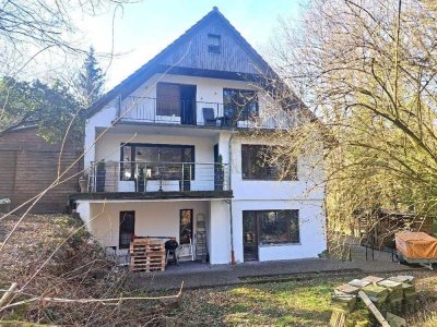 Alle unter einem Dach! Mehrgenerationenhaus auf ca. 4300 m² Grundstück.