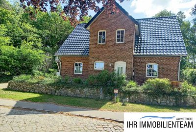 Neuwertiges Einfamilienhaus in bester Lage