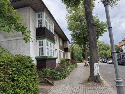 BAUDENKMAL nahe  Rüdesheimer Platz