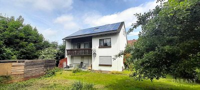 Zweifamilienhaus mit ca. 1278 qm Grundstück