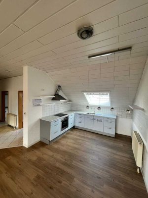 680 € - 65 m² - 2.0 Zi.