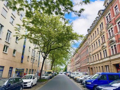 Möblierte 1-Raum-Wohnung mit Terasse und EBK in Dresden / Optional TGS