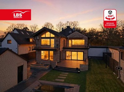 Exklusive Immobilie mit Einfamilienhaus, Bungalow und Lagerhalle