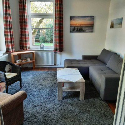Kleine möblierte Wohnung mit Garten