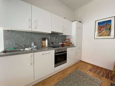 Moderne 1,5-Zimmer Wohnung mit Balkon in Reutershagen